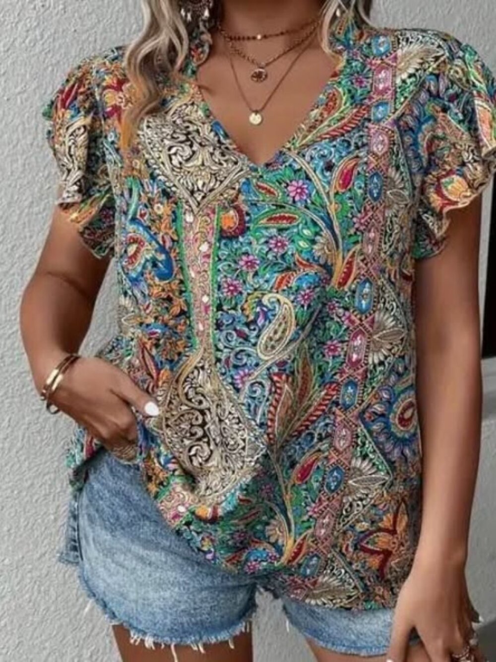 Ladies size 3XL Paisley print shirt